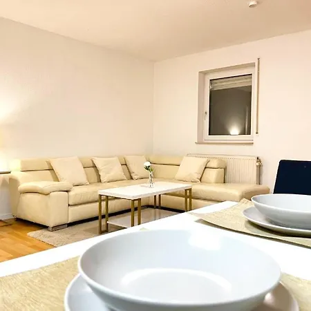 Modern Und Gemuetlich, Mit Balkon Und Netflix In Wehome Komfort
