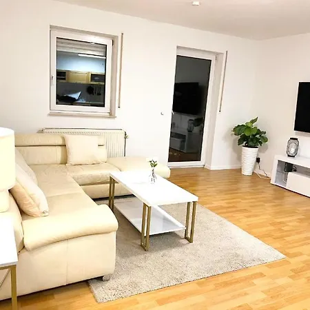 Apartment Modern Und Gemuetlich, Ferienwohnung Mit Balkon Und Netflix In Wehome Komfort