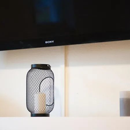 Modern Und Gemuetlich, Ferienwohnung Mit Balkon Und Netflix In Wehome Komfort *