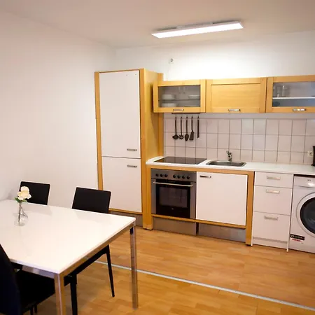 Modern Und Gemuetlich, Mit Balkon Und Netflix In Wehome Komfort Lejlighed *